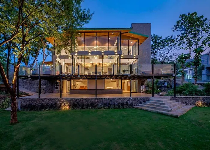 Saffronstays Sonnet - 4Br Veg Pool Villa With Grand Piano, Theater, Lawn & Mountain Views Near Mumbai Khopoli